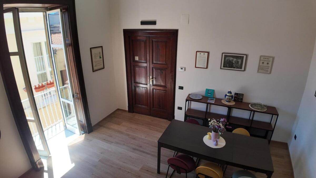 Casa Manu Nuovo Appartamento In Centro Storico بينيفنتو المظهر الخارجي الصورة